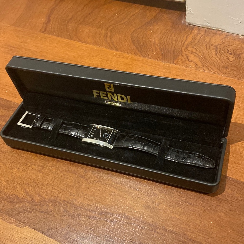 Fendi Orologi Leather Watch